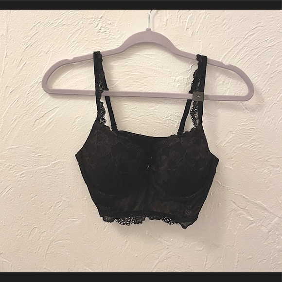 Victoria's Secret Other - Victoria’s Secret long lined lace bra
